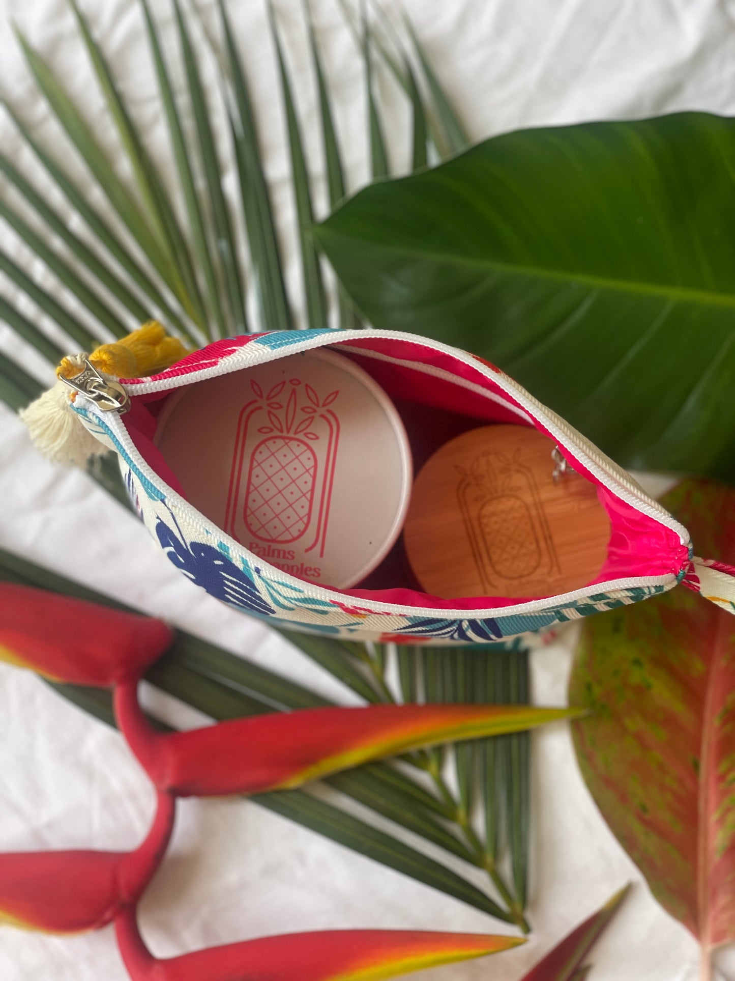 Deluxe Tropical Gift Set - Palms & Pineapples