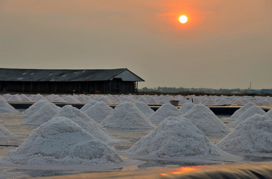 The Art of Harvesting Andaman Sea Salt: A Key Ingredient for Luxurious Body Scrubs